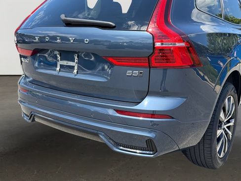 Certified 2024 Volvo XC60 B5 Plus w/ Climate Package AWD/4WD image 10