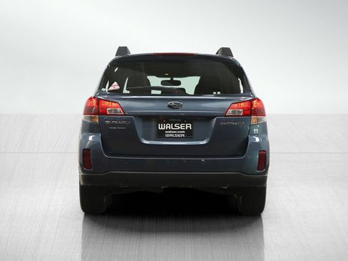 Used 2013 Subaru Outback 2.5i Premium AWD/4WD image 4