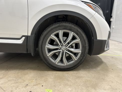 Used 2020 Honda CR-V Touring image 13