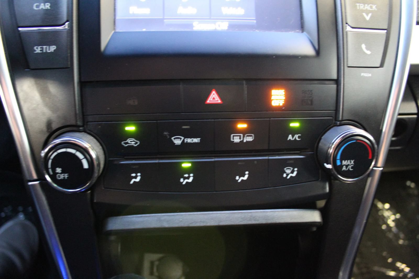 Used 2016 Toyota Camry SE FWD image 20