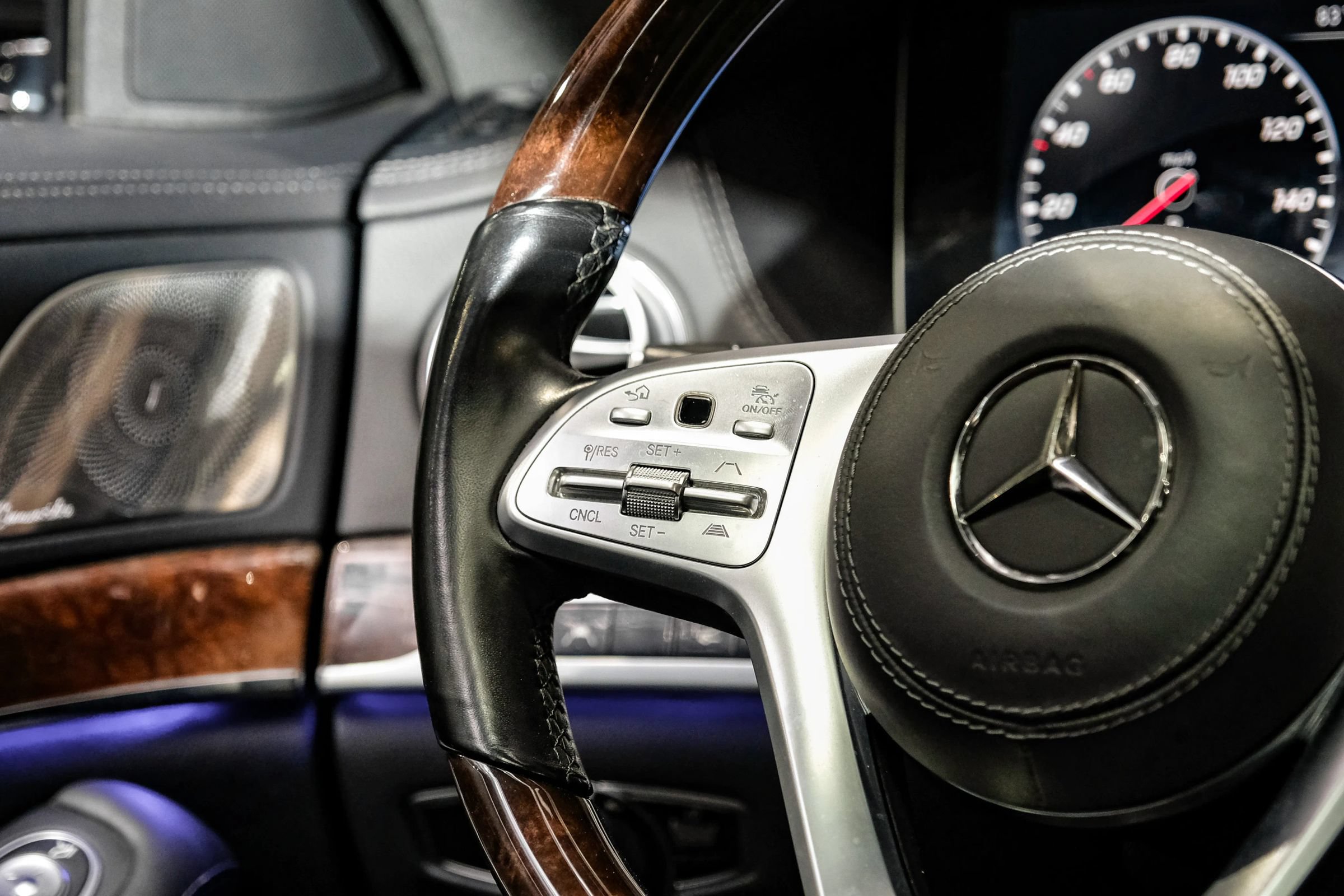 Used 2018 Mercedes-Benz S 560 4MATIC Sedan image 18