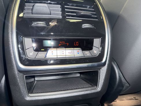 Used 2025 BMW X6 M60i w/ Executive Package image 17