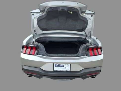 Used 2024 Ford Mustang Premium RWD image 7