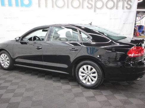 Used 2013 Volkswagen Passat 2.5 S FWD image 3