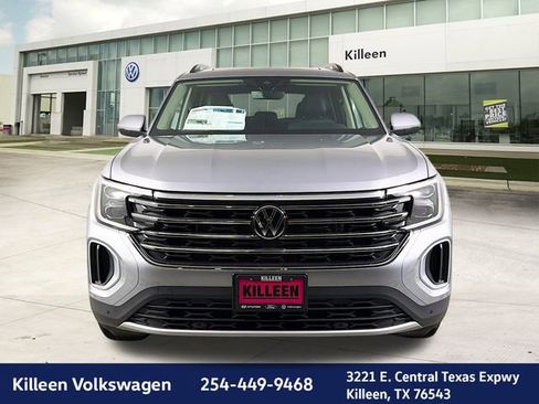 New 2026 Volkswagen Atlas SE image 2