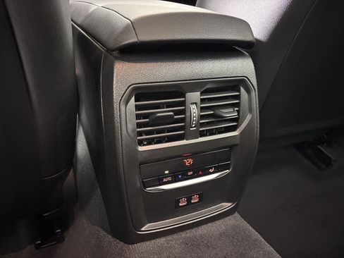 New 2026 BMW 330i xDrive Sedan w/ Premium Package image 31