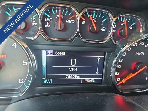 Used 2018 Chevrolet Silverado 1500 LT w/ All Star Edition AWD/4WD image 5