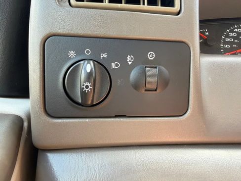 Used 2002 Ford F350 Lariat AWD/4WD image 40