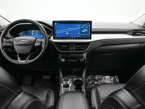 Certified 2025 Ford Escape Platinum AWD/4WD image 14
