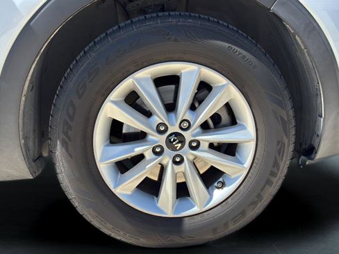 Used 2020 Kia Sorento LX w/ LX I4 Convenience Package FWD image 31