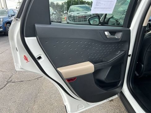 Used 2020 Ford Escape SEL FWD image 20