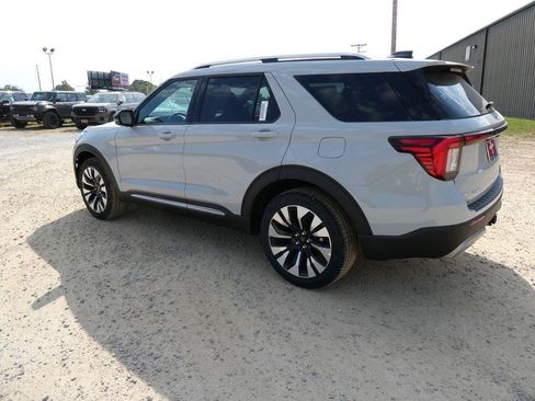 New 2027 Ford Explorer Platinum AWD/4WD image 6