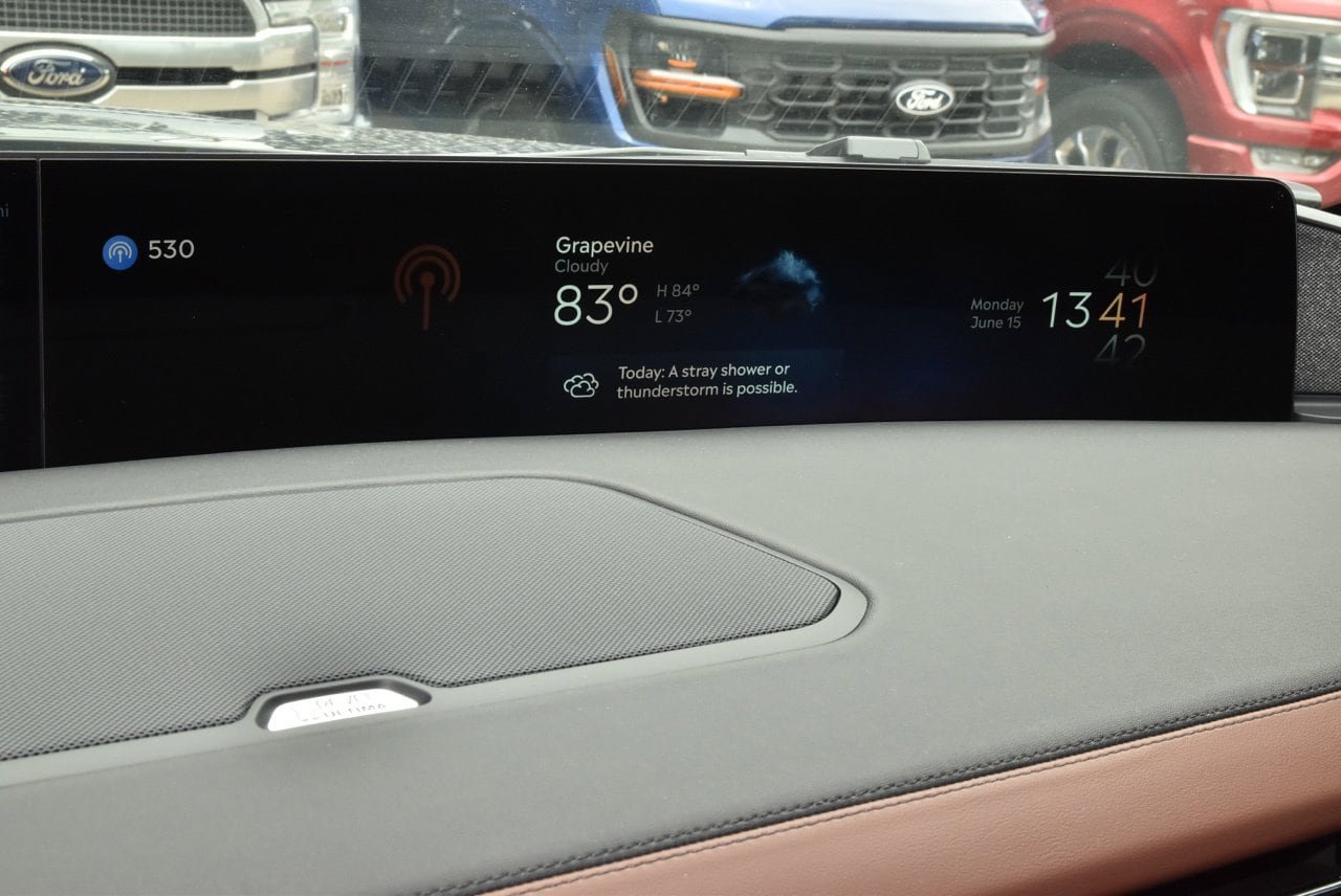 New 2026 Lincoln Navigator Reserve AWD/4WD image 28