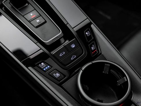 Used 2024 Porsche 911 Carrera w/ Premium Package image 51