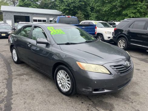 Used 2007 Toyota Camry LE FWD image 5