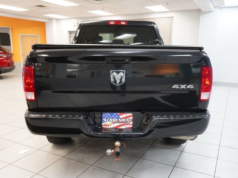 Used 2018 RAM 1500 Express w/ Express Value Package AWD/4WD image 8