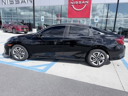 Used 2018 Honda Civic LX image 2