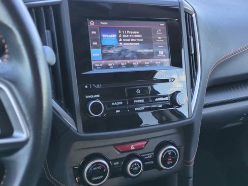 Used 2022 Subaru Crosstrek 2.0i Premium w/ Moonroof Package image 28