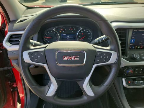 Used 2023 GMC Acadia SLE w/ Driver Convenience Package image 24