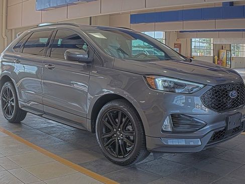 Used 2024 Ford Edge ST-Line AWD/4WD image 3