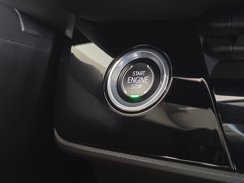 Used 2024 Buick Envision Preferred AWD/4WD image 29