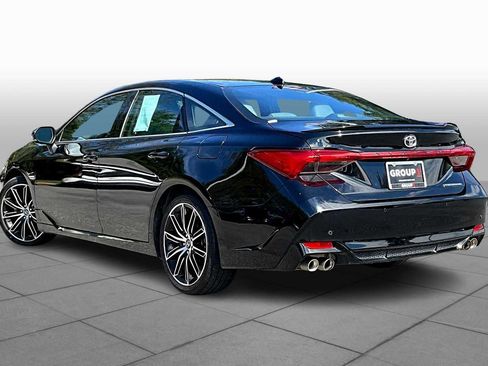 Used 2019 Toyota Avalon Touring w/ Advanced Safety Package image 11