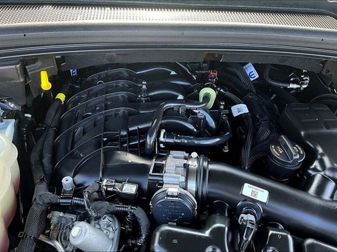 Used 2025 Jeep Grand Cherokee Altitude image 31