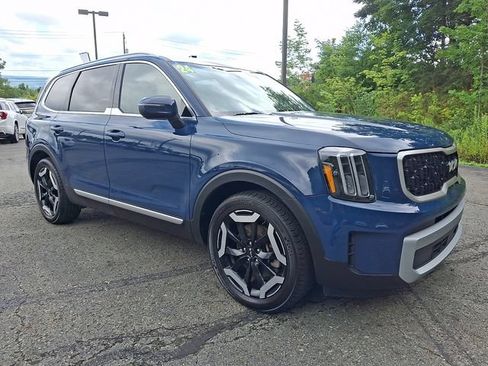 Used 2024 Kia Telluride EX AWD/4WD image 8