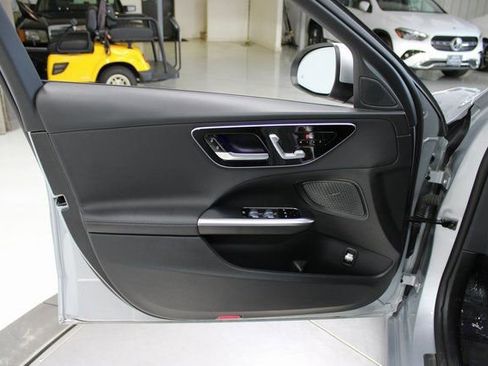 Used 2023 Mercedes-Benz C 300 Sedan image 36