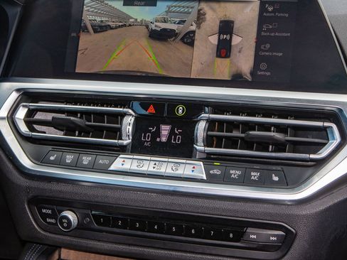 Used 2021 BMW 430i Coupe w/ M Sport Package image 20