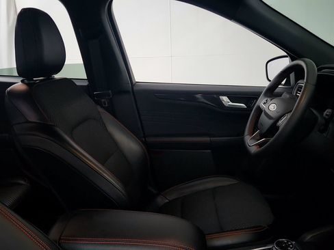 Used 2024 Ford Escape ST-Line w/ Tech Pack #1 AWD/4WD image 29