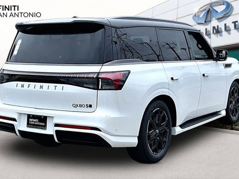 New 2026 INFINITI QX80 4WD image 8