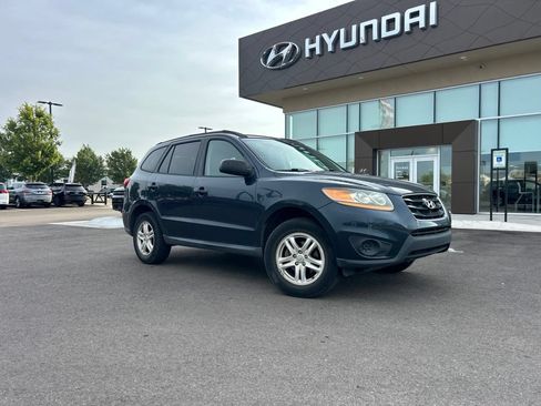 Used 2011 Hyundai Santa Fe GLS FWD image 9