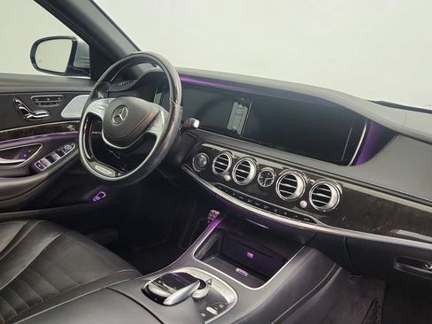 Used 2015 Mercedes-Benz S 550 Sedan image 20