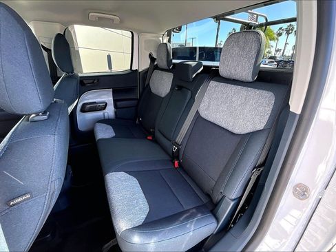 Used 2025 Ford Maverick XLT w/ Equipment Group 302A image 26