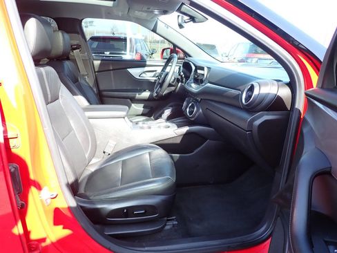 Used 2019 Chevrolet Blazer LT w/ Sun and Wheels Package image 12