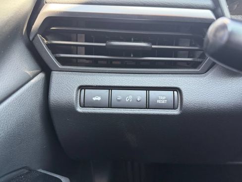 Used 2021 Nissan Altima 2.5 SV FWD image 25