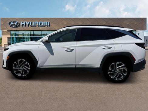 New 2026 Hyundai Tucson Limited FWD image 3