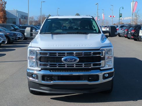 Used 2024 Ford F250 XLT image 11