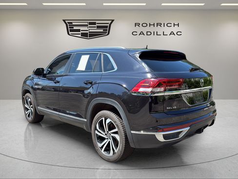 Used 2023 Volkswagen Atlas Cross Sport SEL AWD/4WD image 7