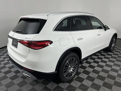 New 2026 Mercedes-Benz GLC 300 4MATIC image 14