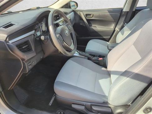 Used 2016 Toyota Corolla L FWD image 9