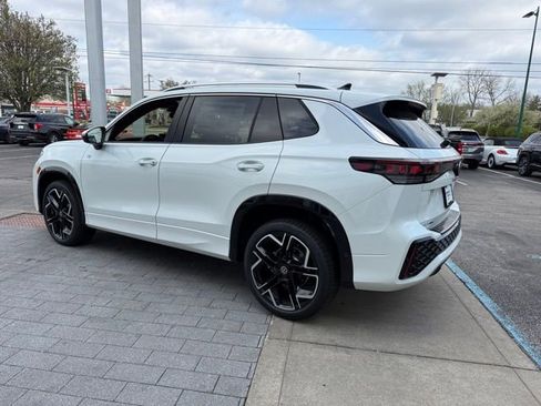 New 2026 Volkswagen Tiguan SEL R-Line AWD/4WD image 4
