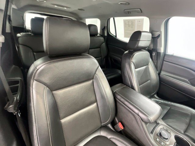 Used 2023 GMC Acadia SLT AWD/4WD image 10