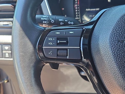 Certified 2023 Honda Pilot Elite image 28