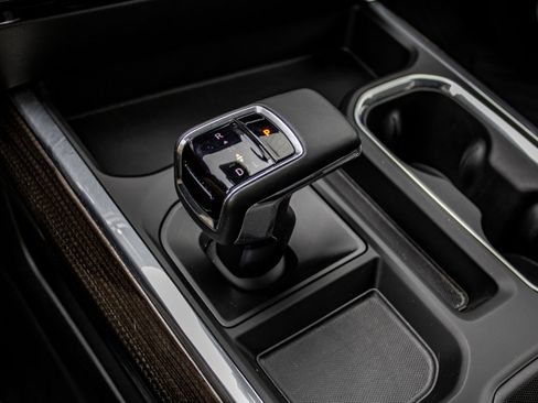 Used 2023 Chevrolet Silverado 1500 RST image 33