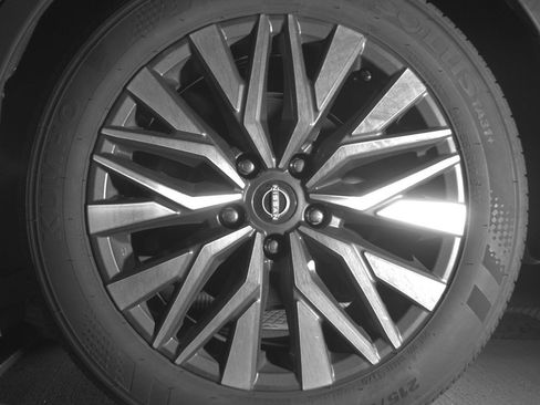 Used 2025 Nissan Altima 2.5 SV image 14