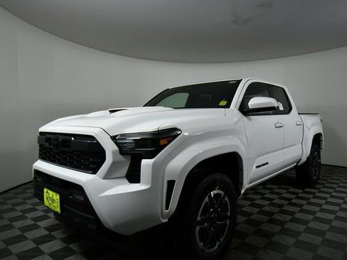 New 2026 Toyota Tacoma TRD Sport AWD/4WD image 6
