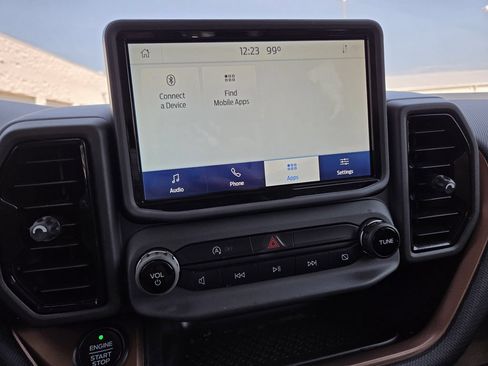 Used 2021 Ford Bronco Sport Outer Banks AWD/4WD image 11