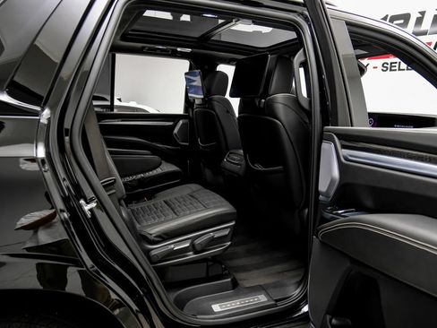 Used 2025 Cadillac Escalade V AWD/4WD image 51